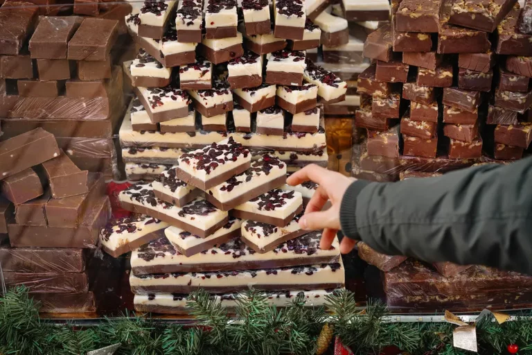 chocolats artisanaux vitrine pâtisserie Rennes