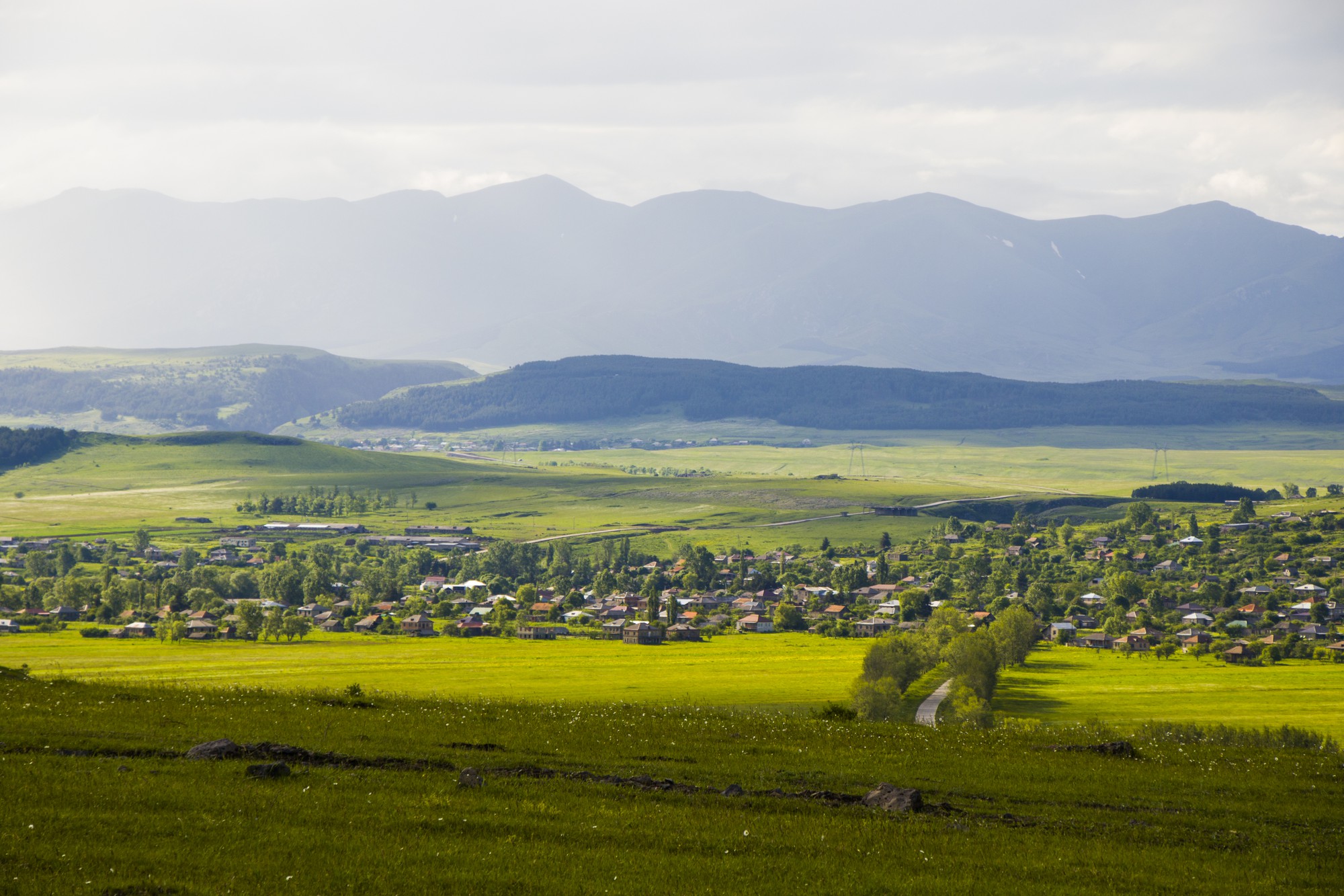 Un village qui respire entre deux mondes