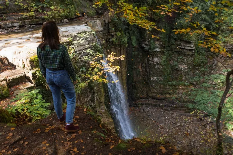 cascade jurassienne sentier