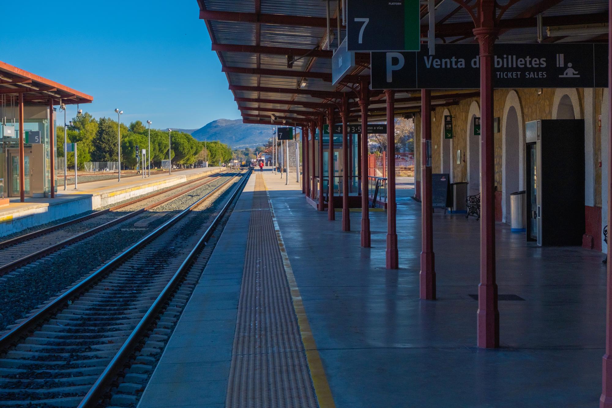 Quelle gare pour Saint-Tropez quand on arrive en train ?