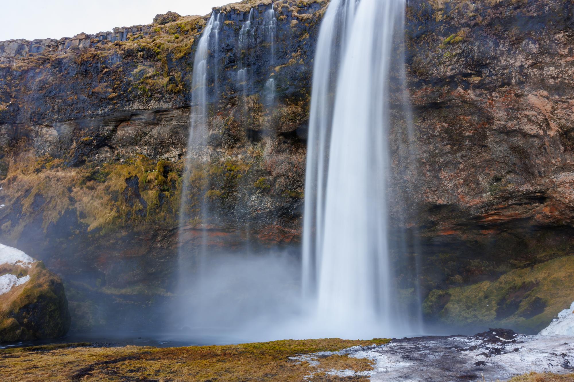 Pourquoi la cascade du Hérisson fascine autant