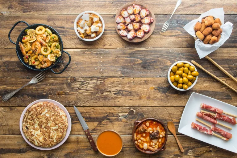 tapas espagnoles table